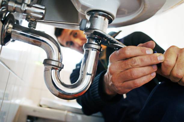 Best Commercial Plumbing Services  in Gordon Heights, NY
